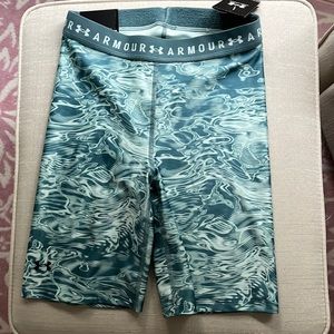 Small Under Armor Bike Shorts NWT